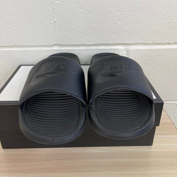 Nike Victori One Slides Black Mens Slip On Size 14 / CN9675-003 - Picture 1 of 3